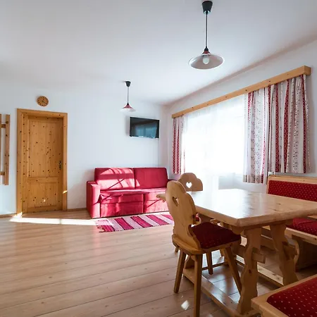 Haus Petergstamm * אוברטאורן